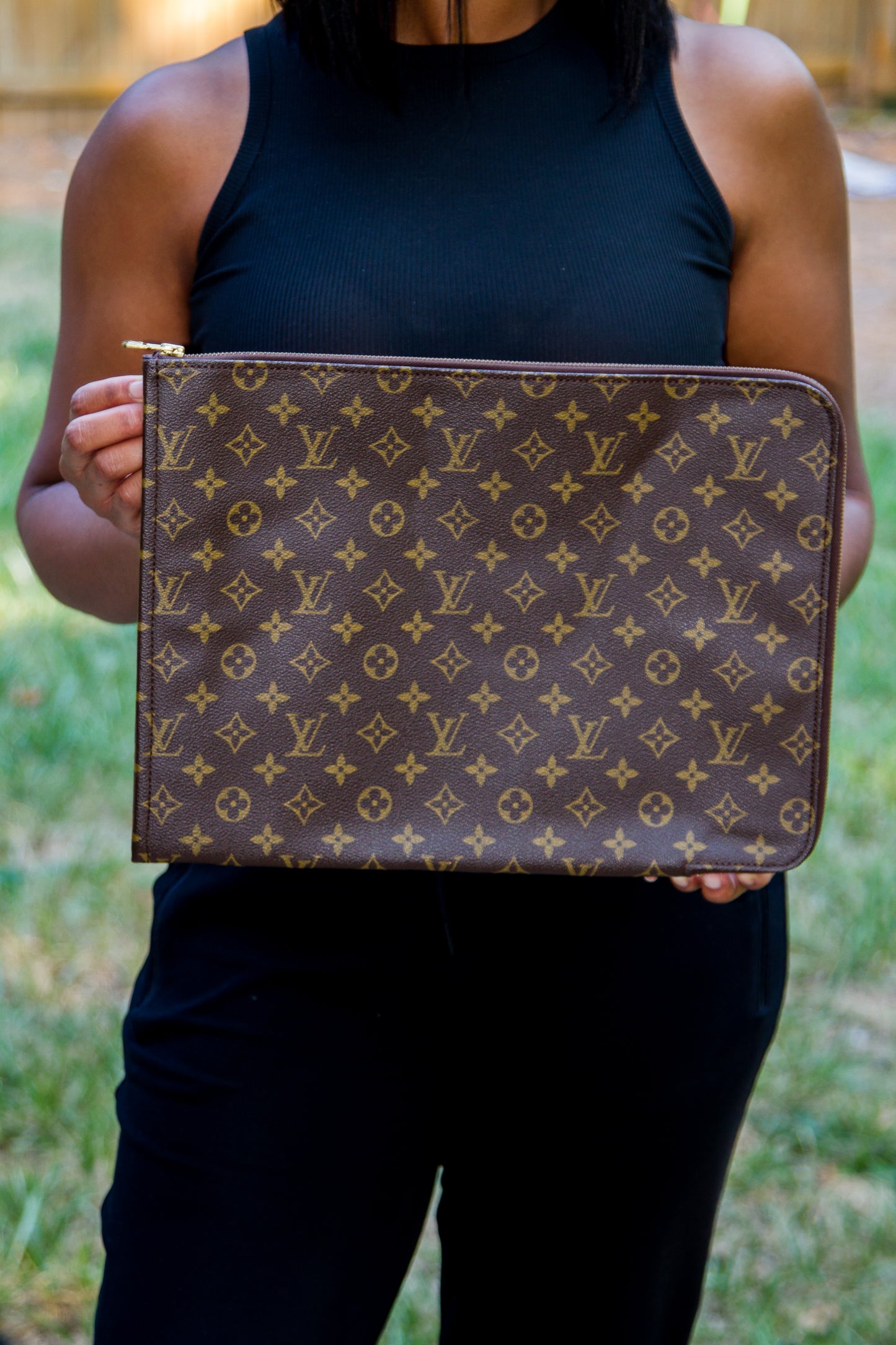 LOUIS VUITTON MONOGRAM CANVAS POUCH PORTFOLIO DOCUMENT CASE