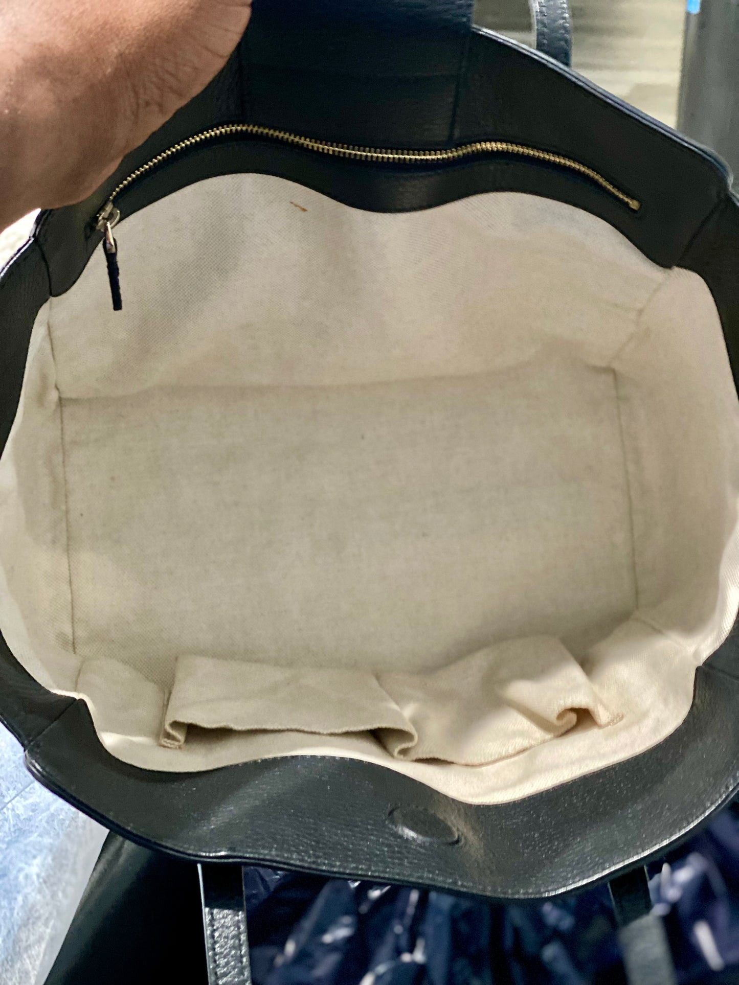 GUCCI SWING LEATHER MEDIUM TOP HANDLE BAG